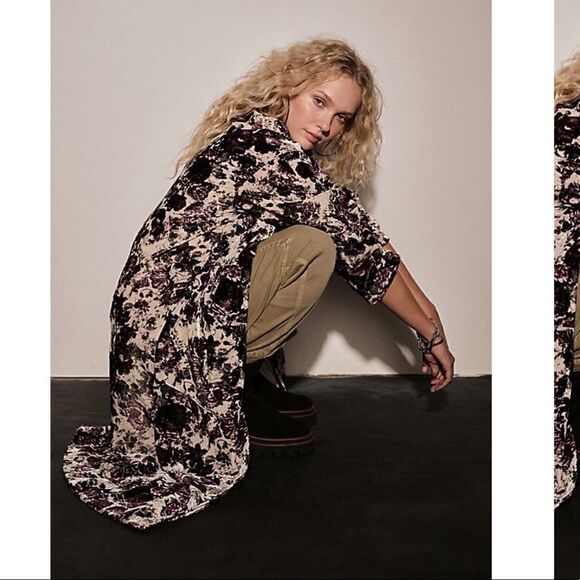 FREE PEOPLE
Simone Velvet Duster  - Picture 9 of 10